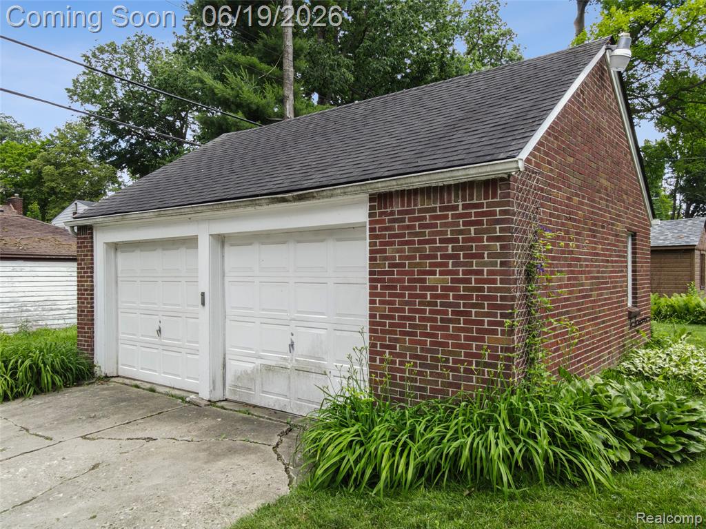 16216 Burgess, Detroit, MI 48219 — Photo 62