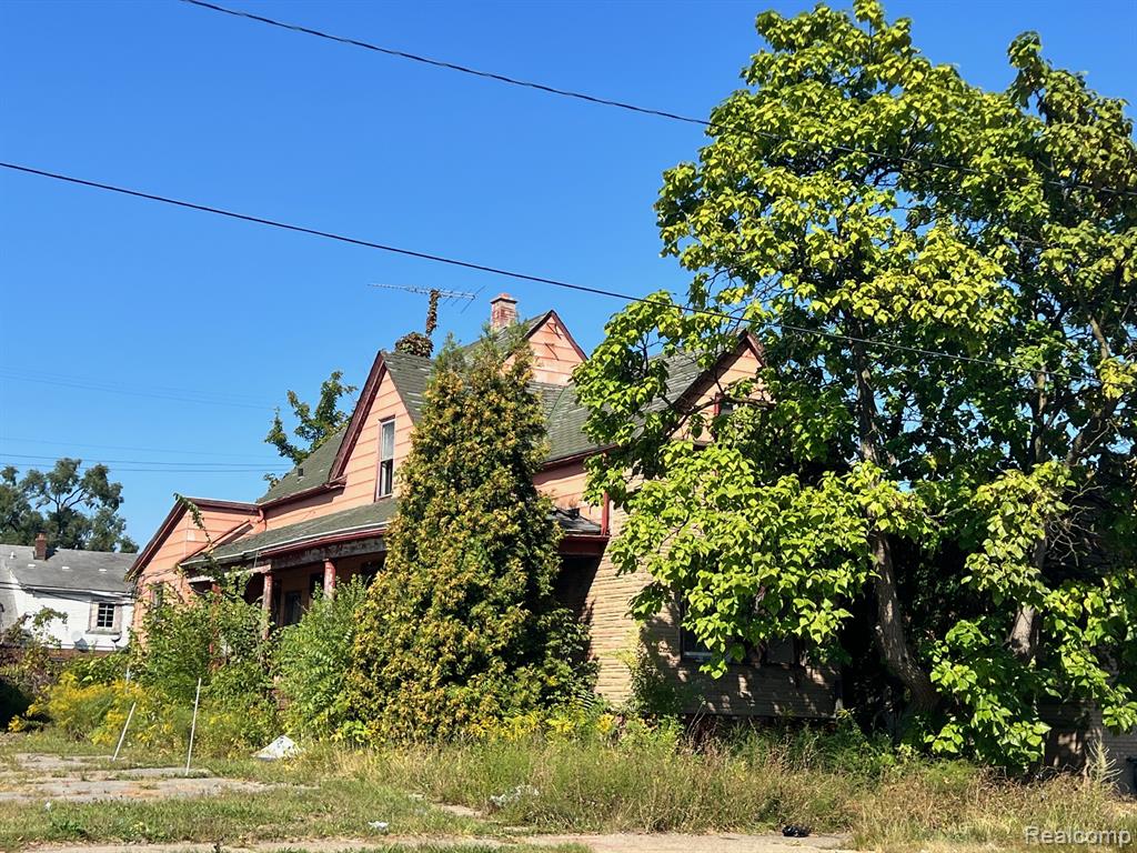 14445 E 7 Mile Road - Photo 2