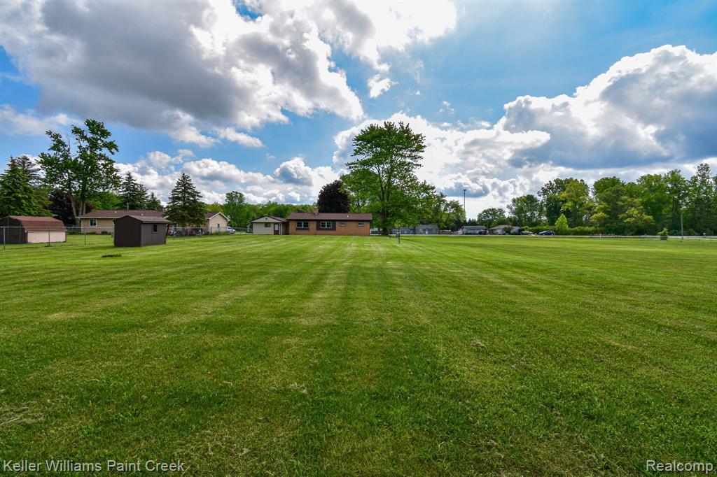 9316 EAST Road, Burt, MI 48417 — Photo 28