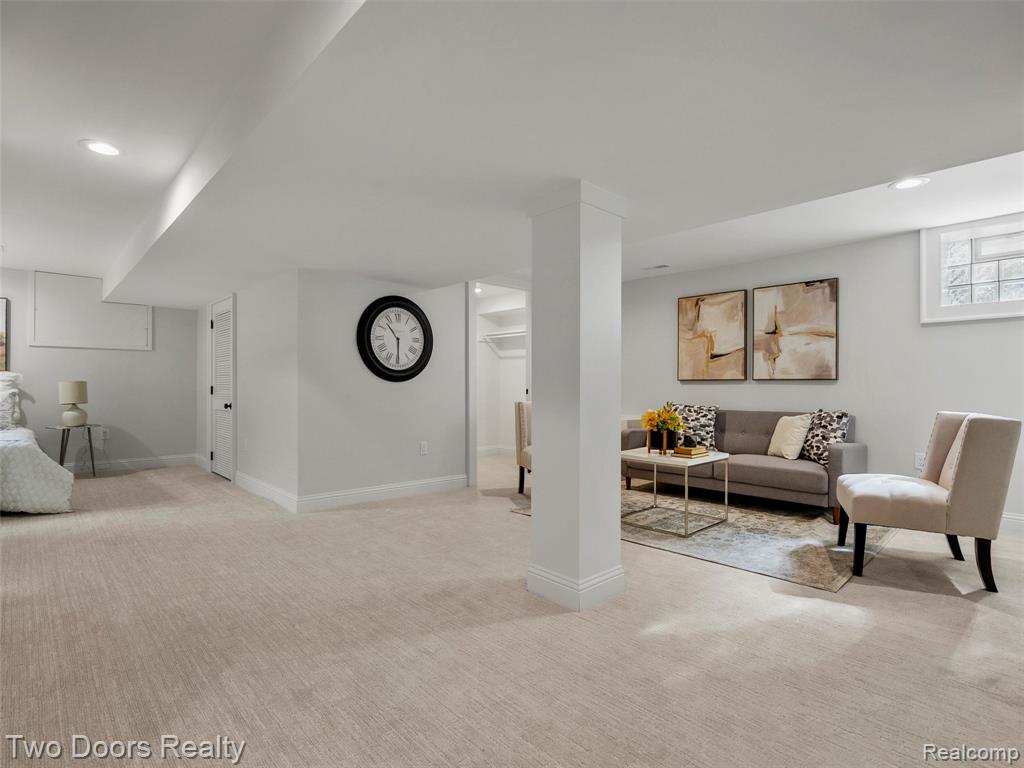 820 OAKRIDGE Avenue, Royal Oak, MI 48067 — Photo 55