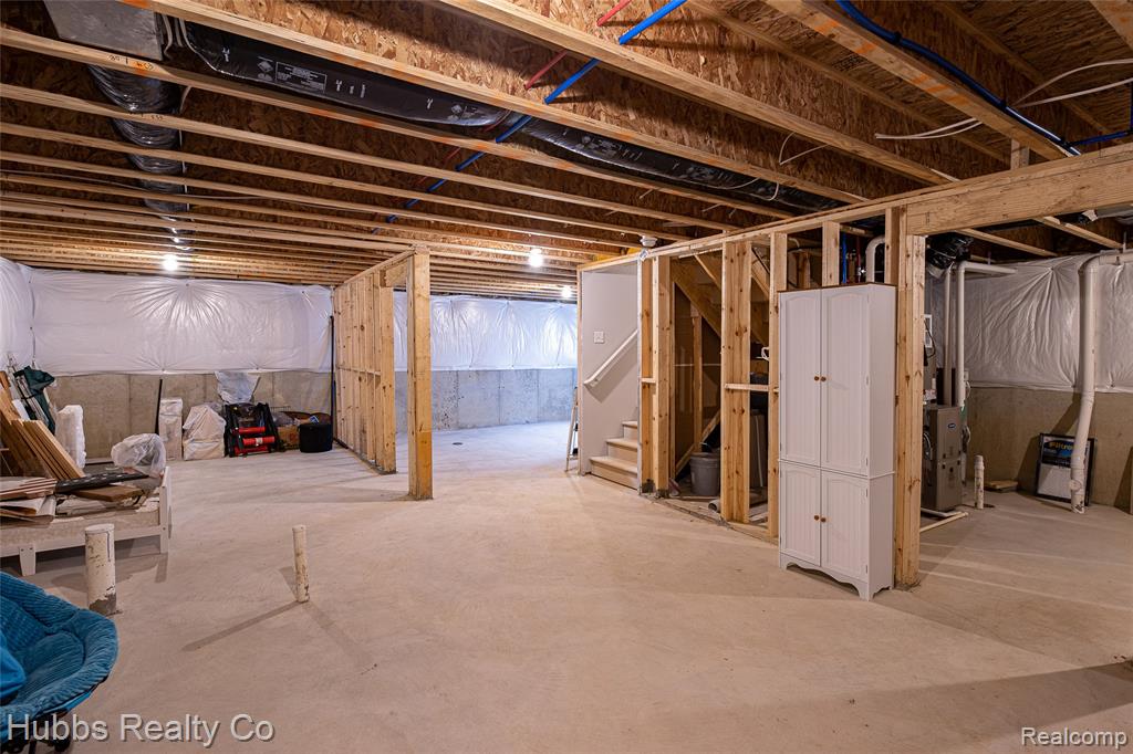 7340 Westminster Circle, Grand Blanc, MI 48439 — Photo 59