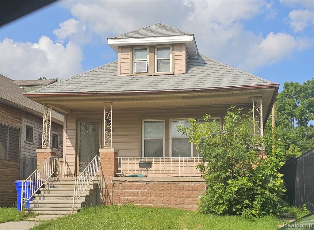 6390 BEGOLE Street, Detroit, MI 48210 — front exterior
