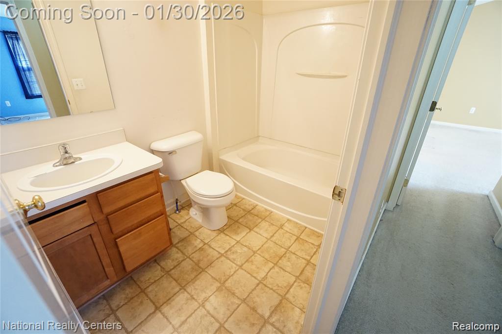16869 HAWICK Lane, Romulus, MI 48174 — Photo 13