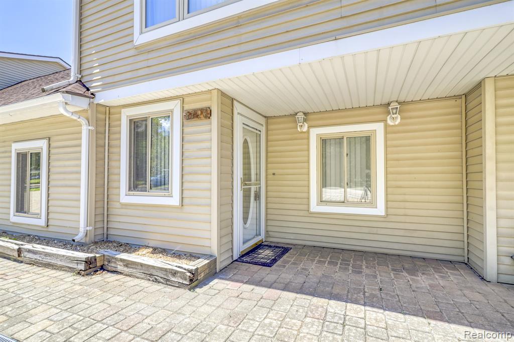 1794 S HUGHES Road, Brighton, MI 48114 — Photo 41