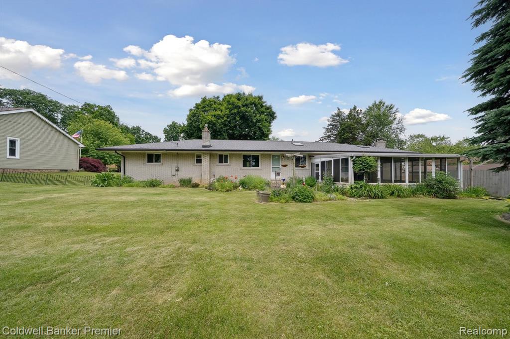 8077 Casa Mia Drive, White Lake, MI — Photo 47