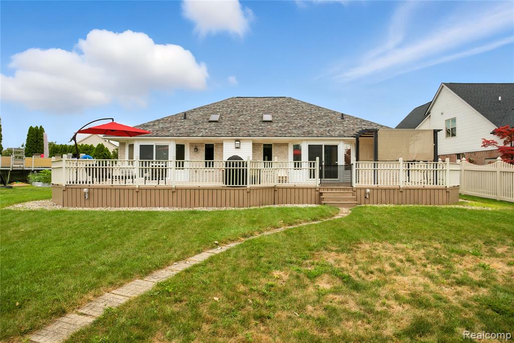 28922 Sugar Island Court, Gibraltar, MI — Photo 24