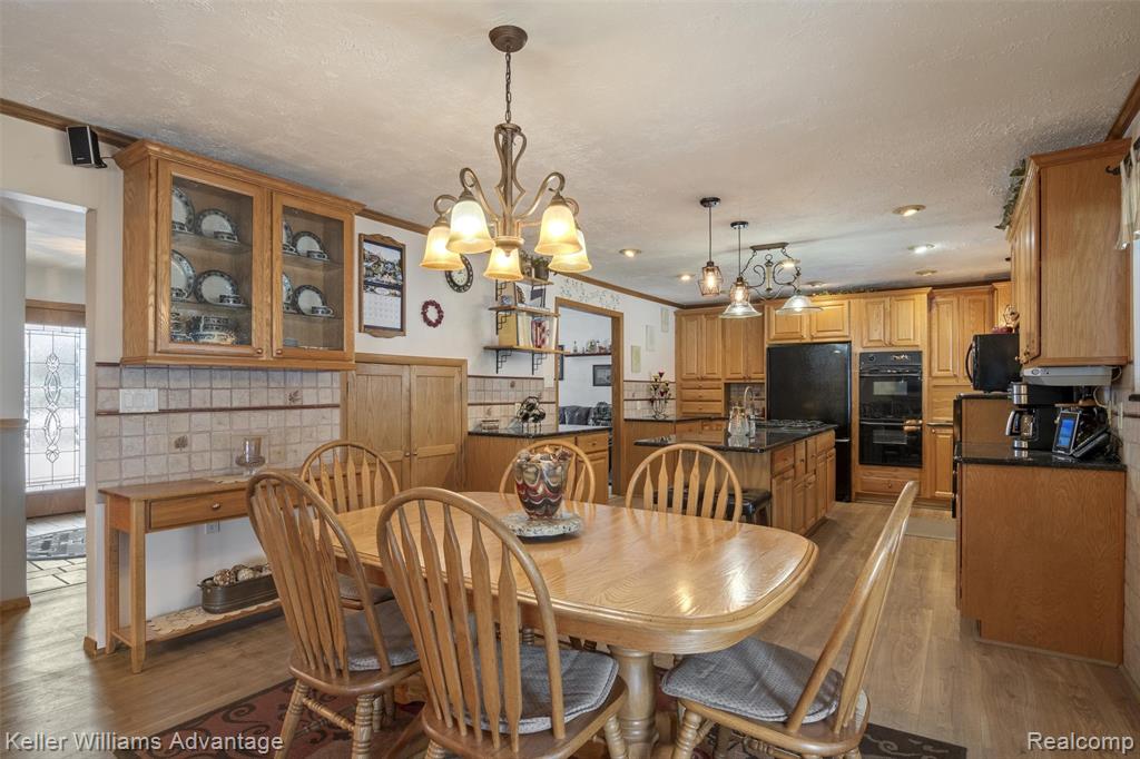 340 Angola Street, Wolverine Lake, MI 48390 — Photo 20