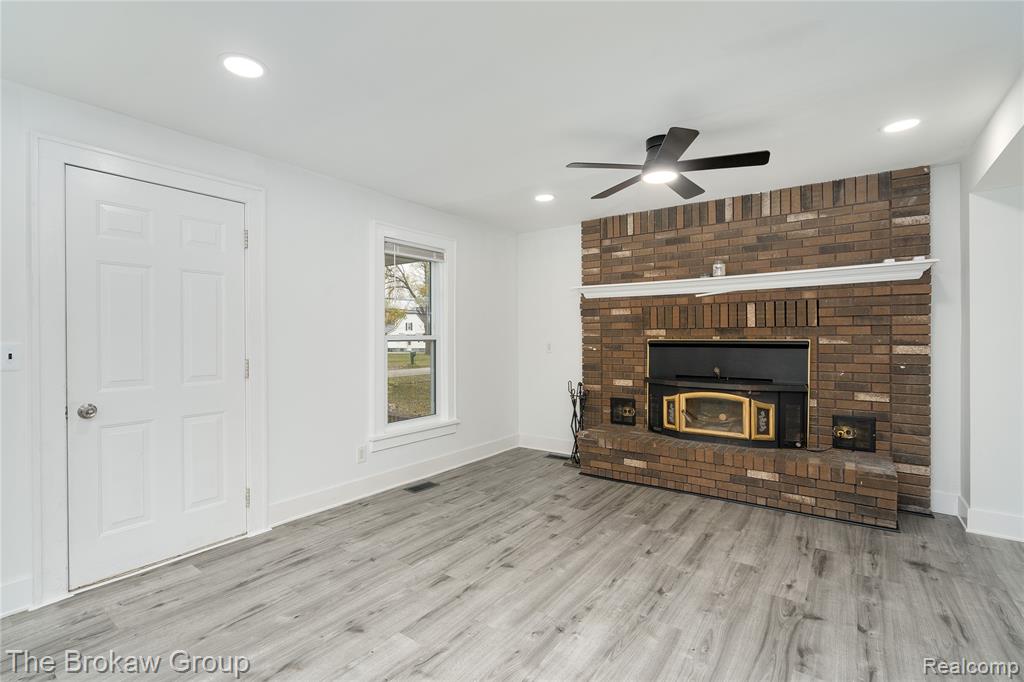 736 N Main Street, Almont, MI 48003 — Photo 15