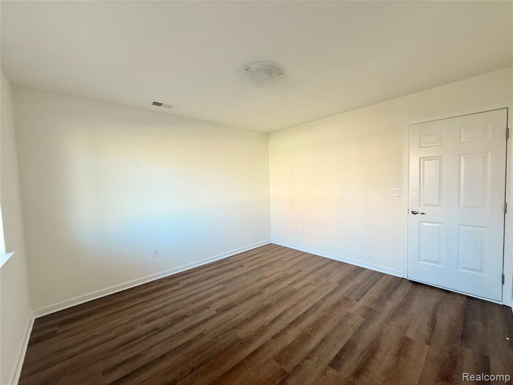 4864 Parkside Lane, Troy, MI 48085 — Photo 10