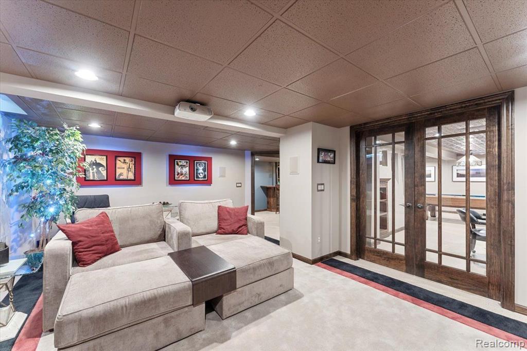 8707 VOIGT Avenue, Grosse Ile, MI 48138 — Photo 50
