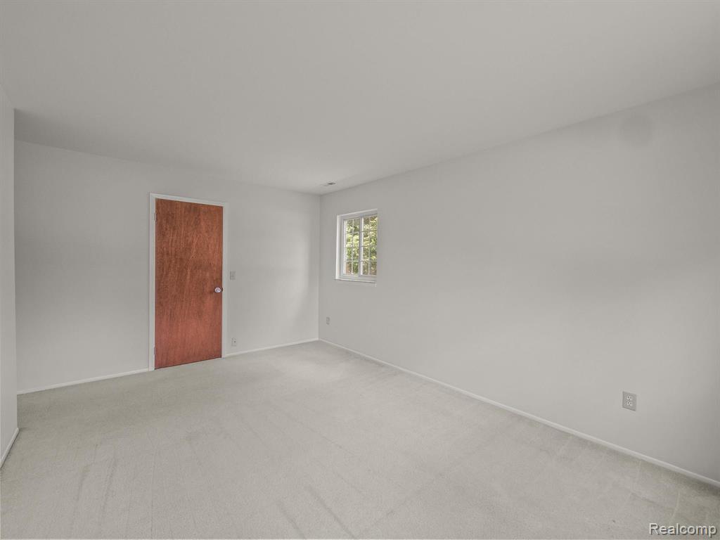 490 BALDWIN Avenue, Rochester, MI 48307 — Photo 22