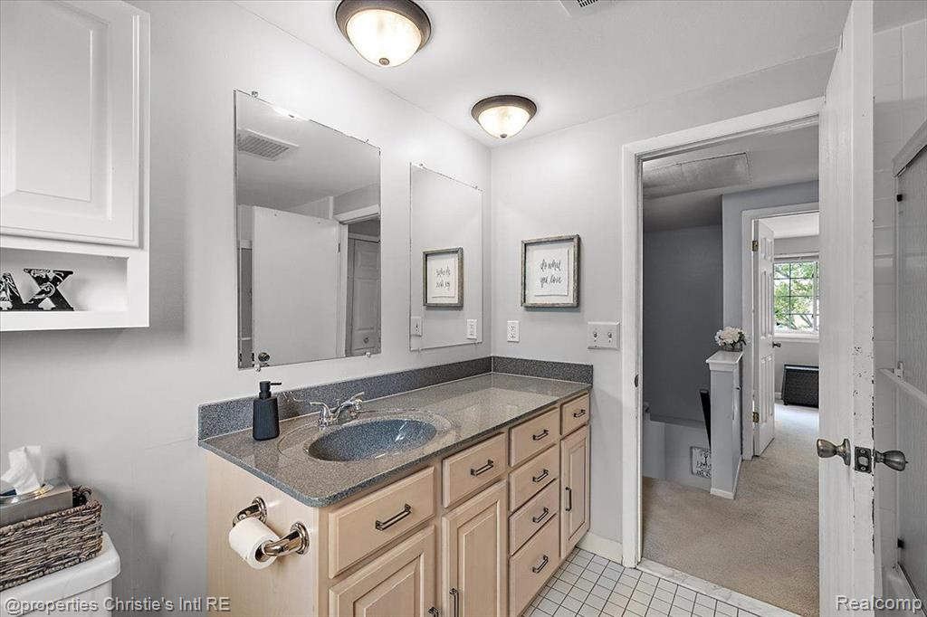 41293 IRONWOOD Drive, Clinton Twp, MI 48038 — Photo 25