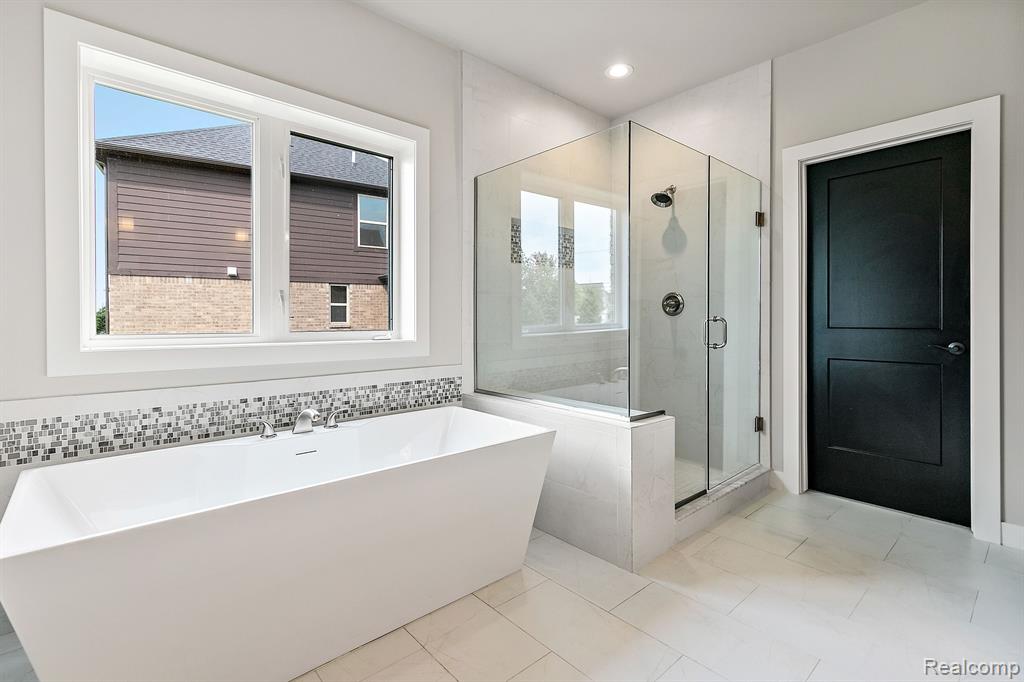 45190 TWIN RIVER Drive, Macomb, MI 48044 — Photo 53