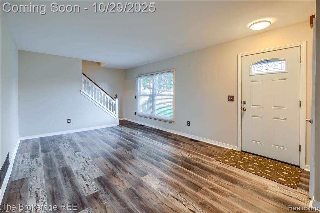 9414 Parkwood N, Davison, MI 48423 — Photo 7