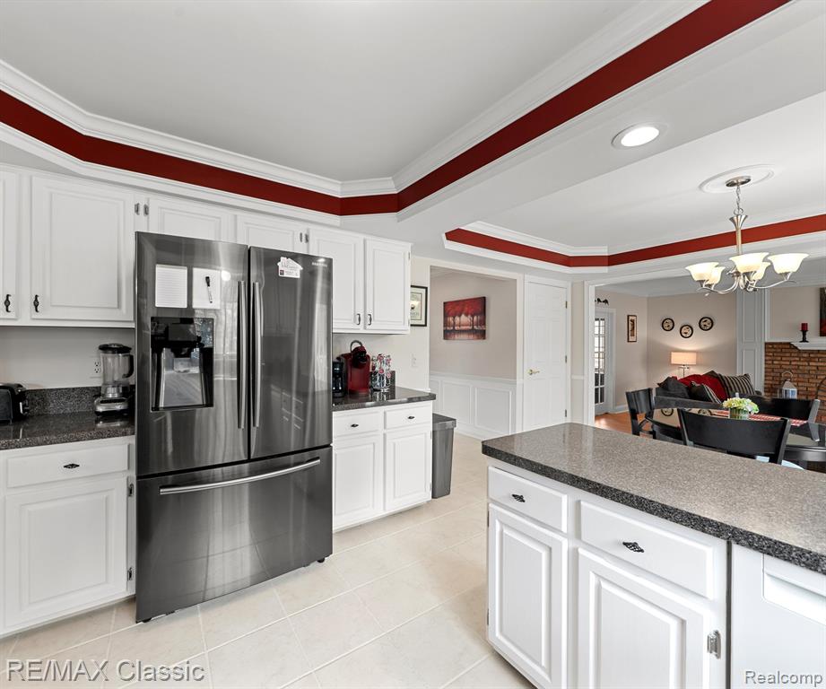 45597 HOLMES Drive, Canton, MI 48187 — Photo 15