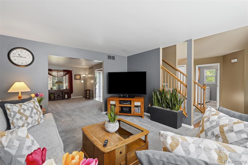 6263 Shadetree Court, Howell, MI 48843 — Photo 5