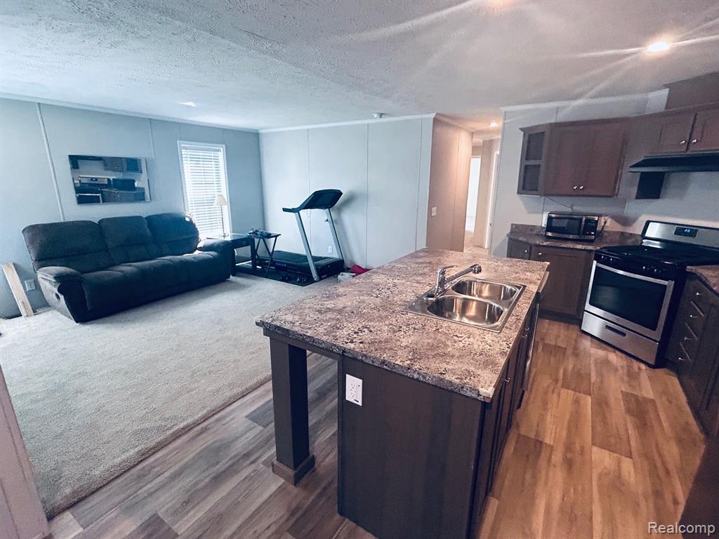 6103 LAKESHORE #54 Road, Lexington, MI 48450 — Photo 4