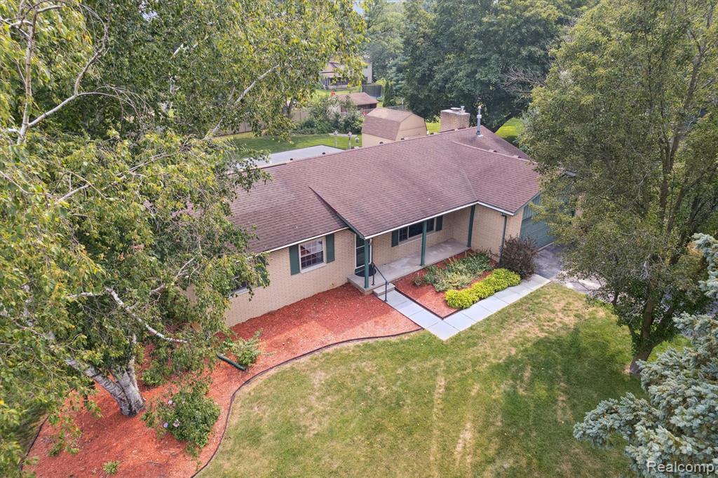 8812 Rio Vista Street, Green Oak, MI 48116 — Photo 40