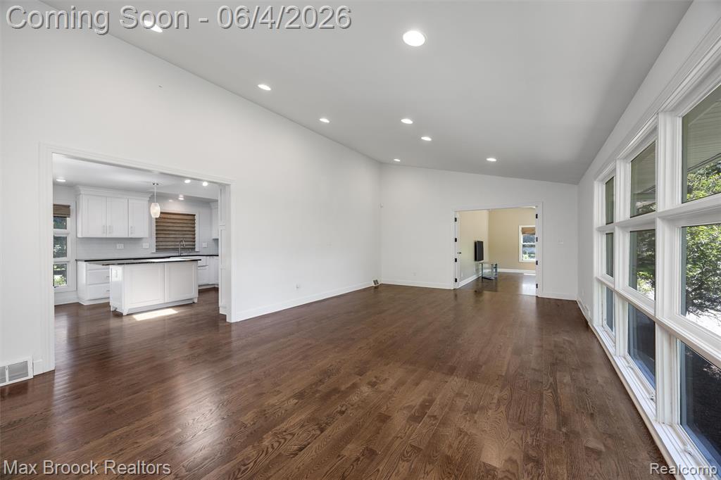 3797 S Darlington Road, Bloomfield Hills, MI 48301 — Photo 17