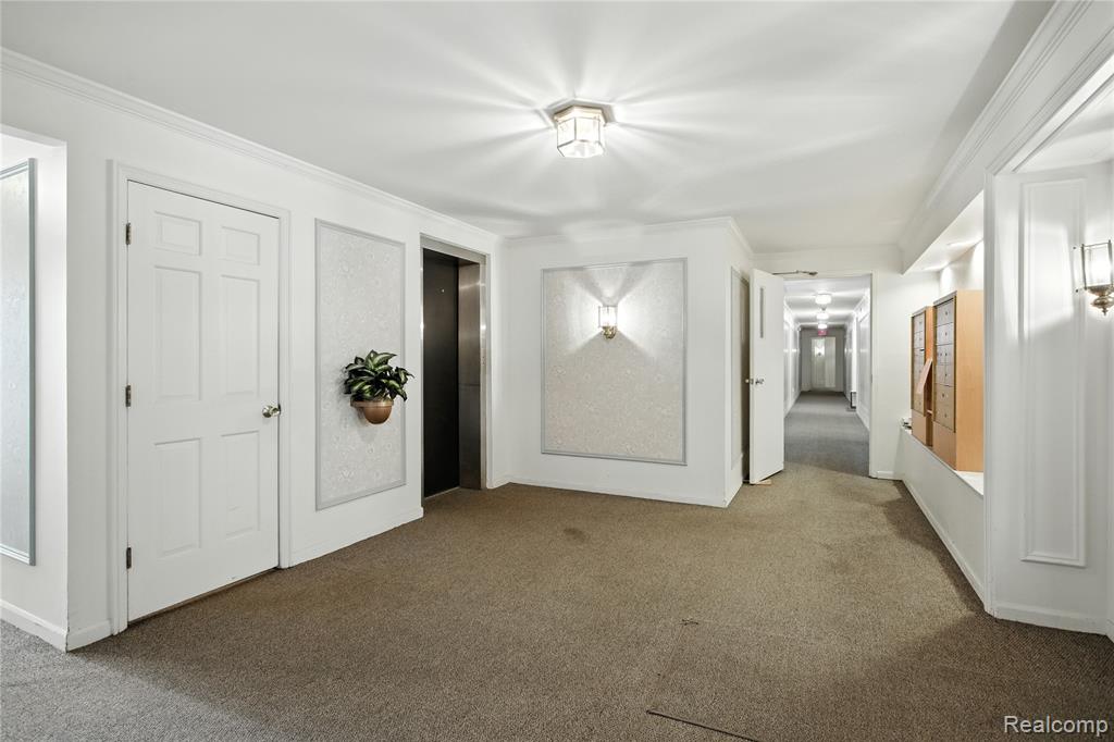 19710 W 13 Mile Road, 211, Beverly Hills, MI 48025 — Photo 39