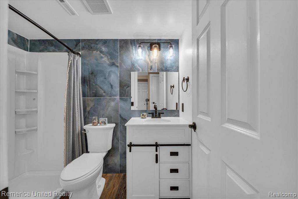 505 W HIGHLAND Road, C13, Howell, MI 48843 — Photo 15