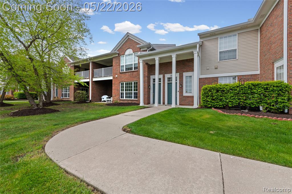 16836 Dover Drive, Northville, MI 48168 — Photo 36