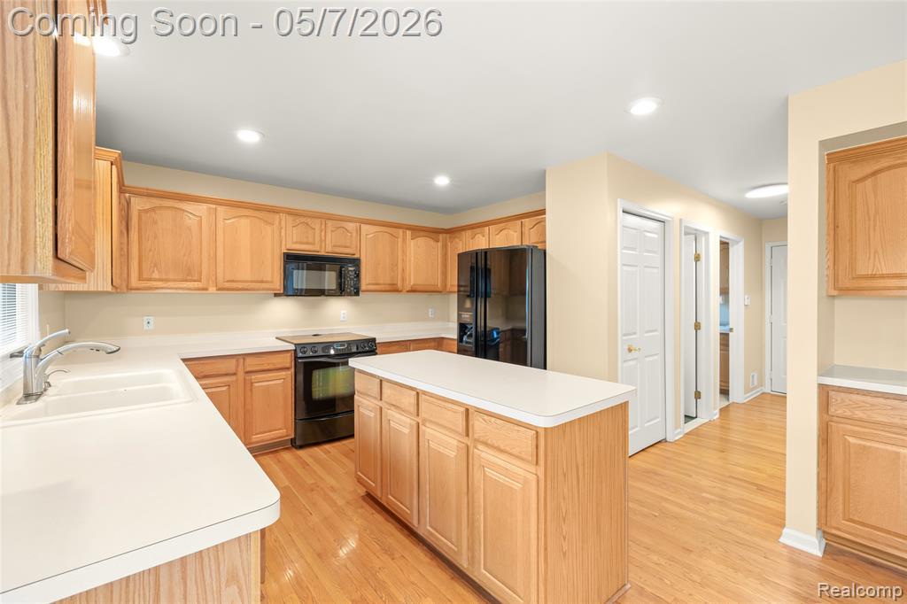 9124 Countrywood Drive, Plymouth, MI 48170 — Photo 13