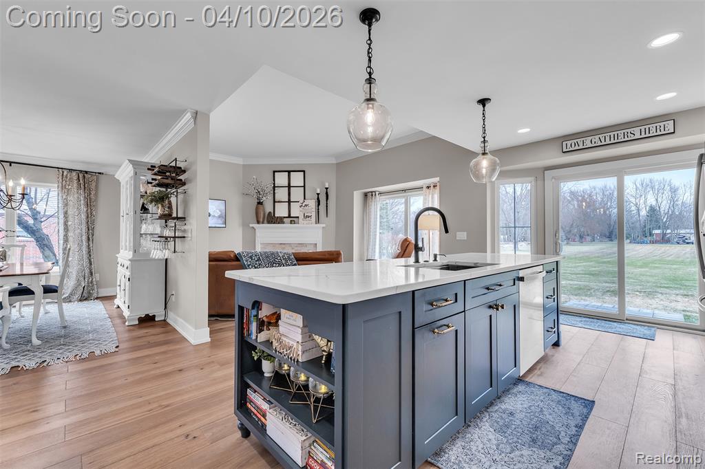 47105 Larchmont Drive, Canton, MI 48187 — Photo 18
