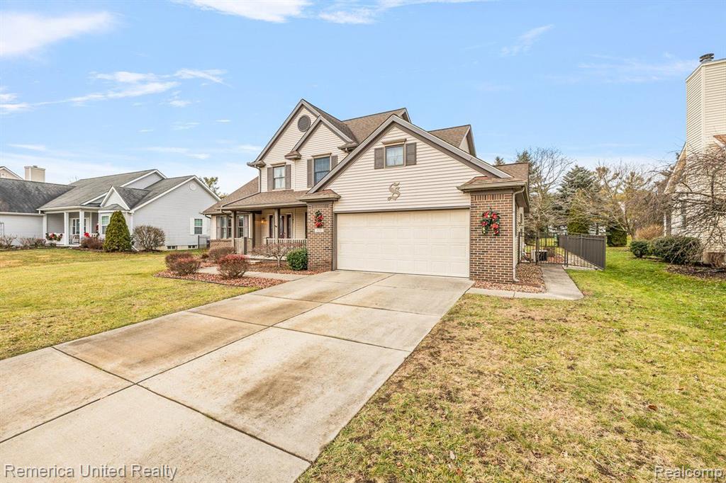 686 W CALEDONIA Street, Howell, MI 48843 — Photo 4