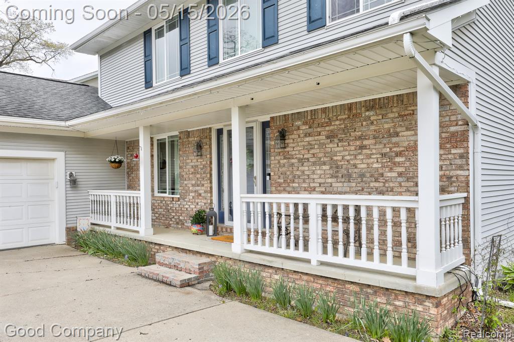 2370 Lansbury Drive, Waterford, MI 48329 — Photo 65