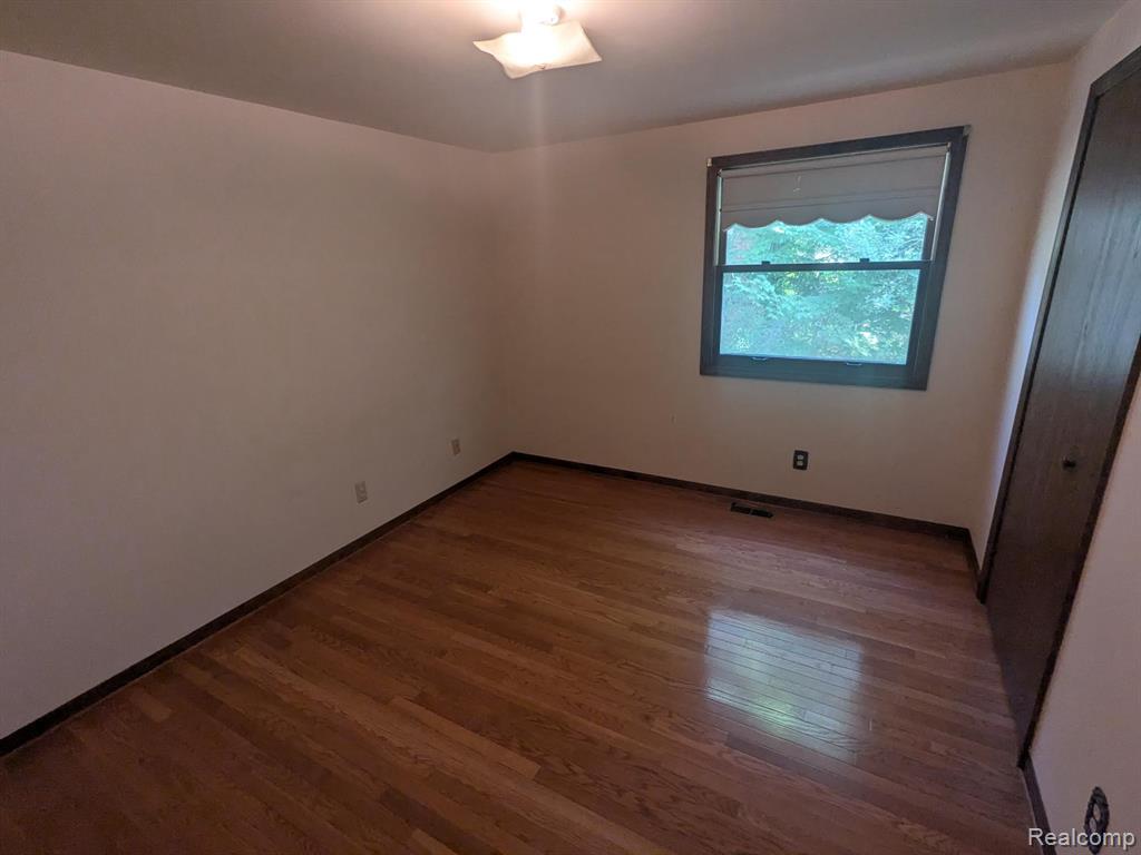 3211 McCluskey, Pinckney, MI 48169 — Photo 8