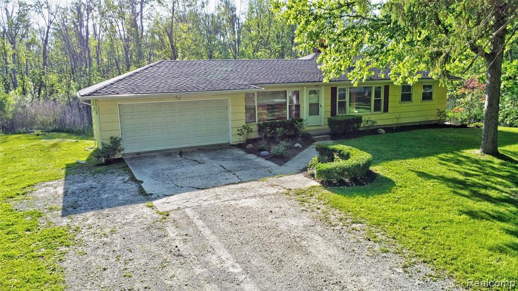 5890 Grange Hall Road, Holly, MI 48442 — Photo 40