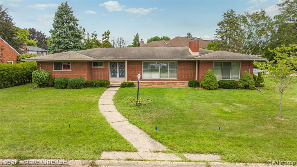 60 MOORLAND Drive, Grosse Pointe Shores, MI 48236 — Photo 78