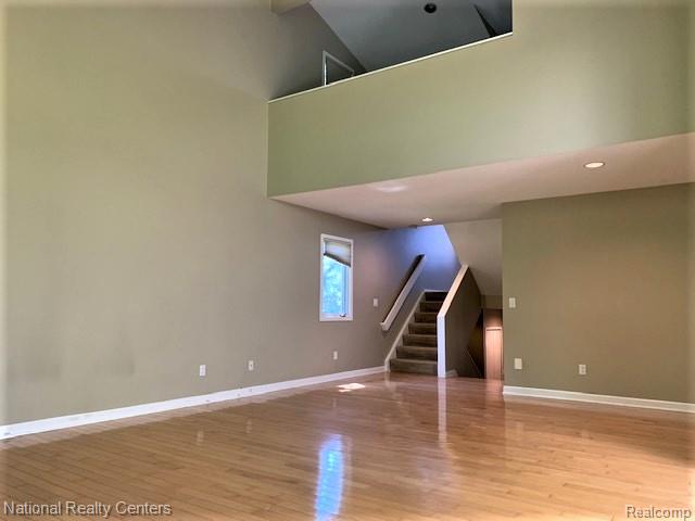 6298 Aspen Ridge Boulevard, 34, West Bloomfield, MI — Photo 4