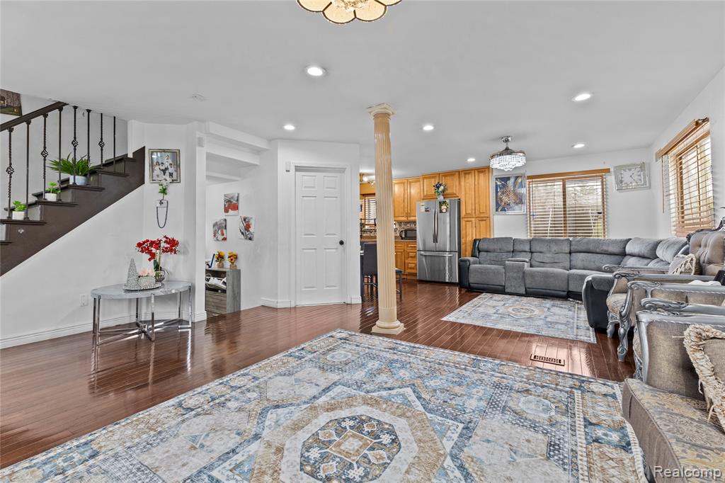 6795 Heyden Street, Dearborn Heights, MI 48127 — Photo 5