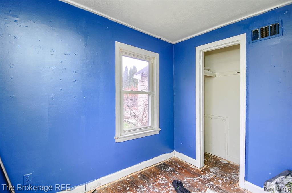 6131 E ATHERTON Road, Burton, MI 48519 — Photo 8