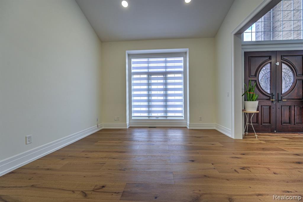 7418 Rafford Lane, West Bloomfield, MI — Photo 12