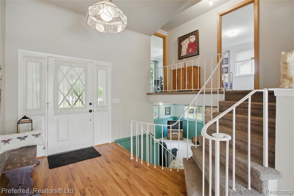 8530 Elmhurst Street, Canton, MI 48187 — Photo 17