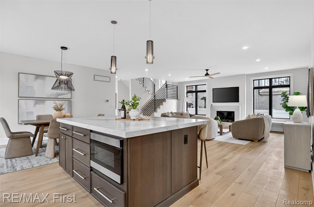667 Oak, Birmingham, MI 48009 — Photo 20