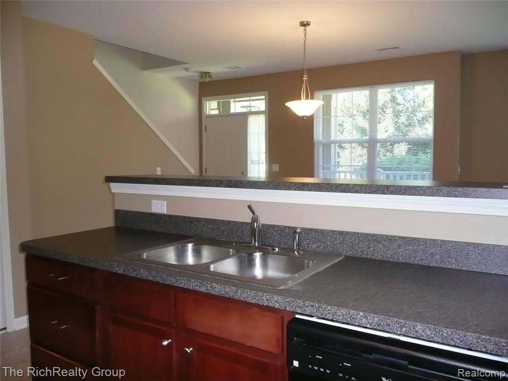 4034 Elizabeth Avenue, Canton, MI 48188 — Photo 6