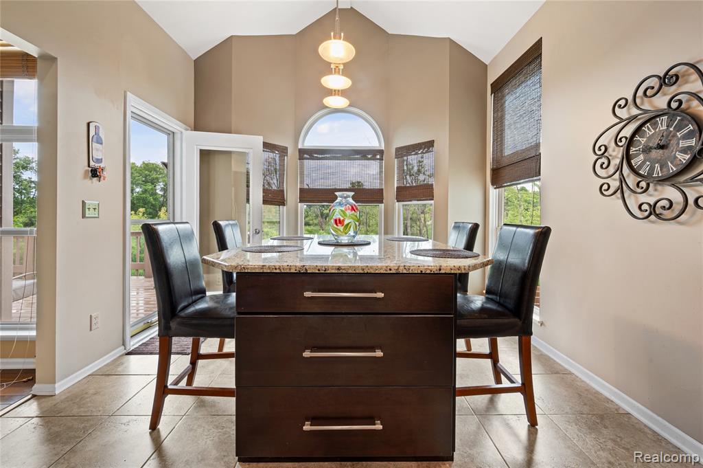 2460 Fenton Creek Lane, Fenton, MI 48430 — Photo 13