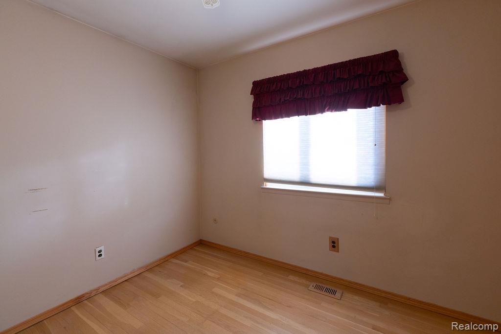43428 Hartwick Drive, Sterling Heights, MI 48313 — Photo 26