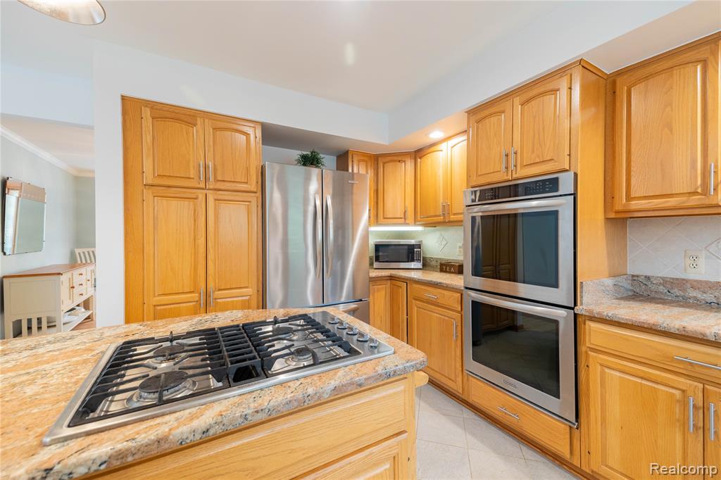 29462 East River Road, Grosse Ile, MI 48138 — Photo 26