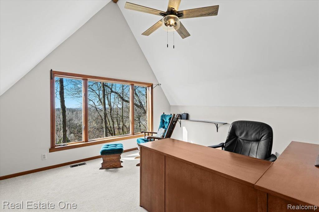 5595 NAVAJO Trail, Pinckney, MI 48169 — Photo 30