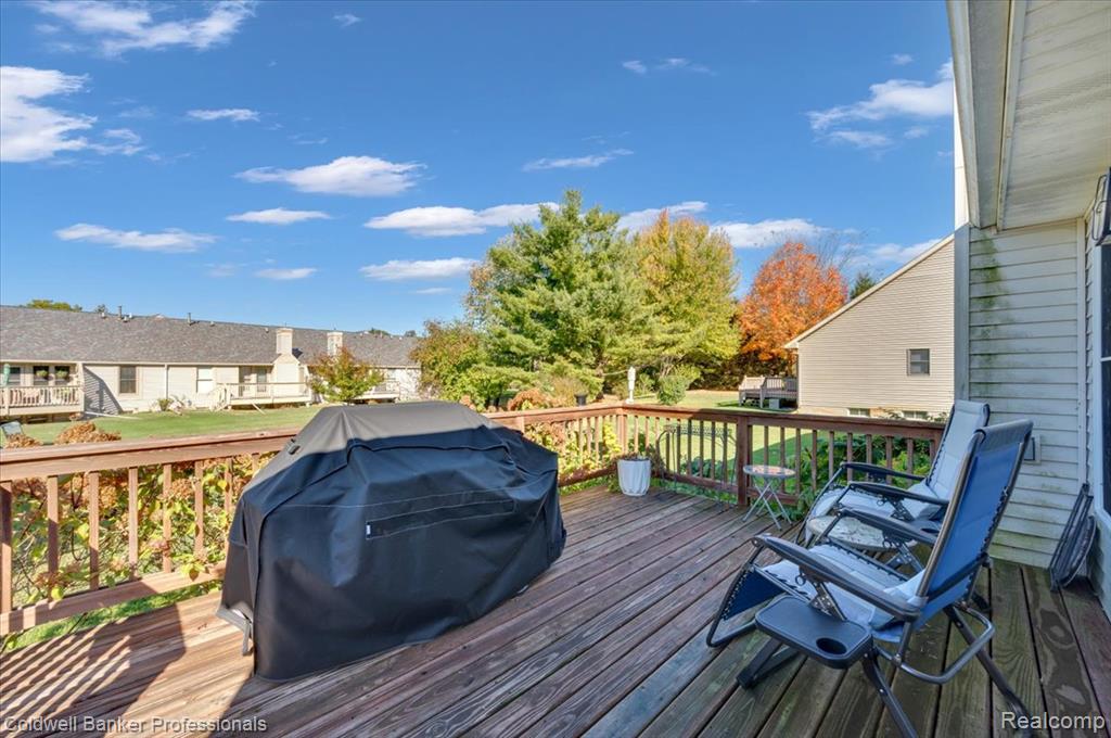 3803 Wedgewood Drive, Lapeer, MI 48446 — Photo 4