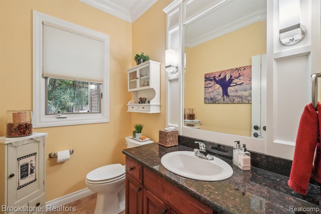 5947 Blackberry Lane, Clarkston, MI 48348 — Photo 17