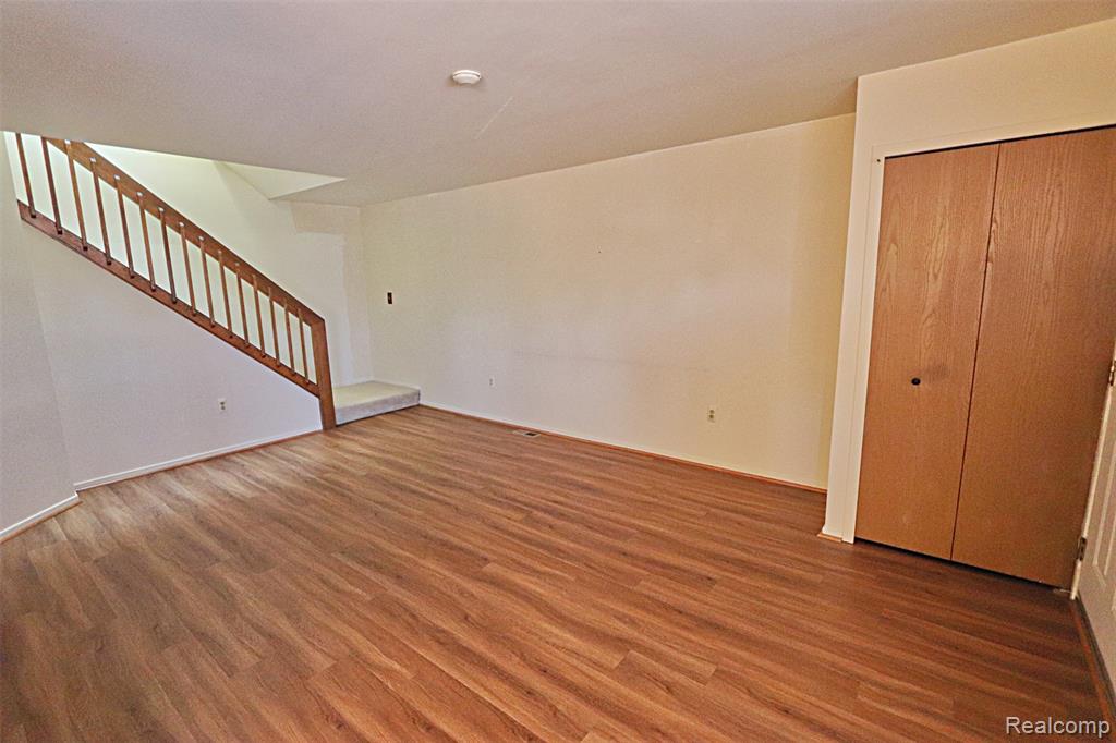 2131 Vine Way Drive, 97, Canton, MI 48188 — Photo 6