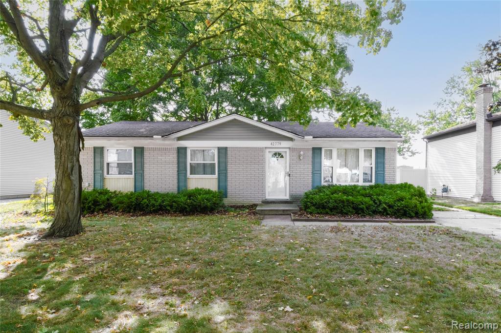 42779 Buckingham Drive, Sterling Heights, MI 48313