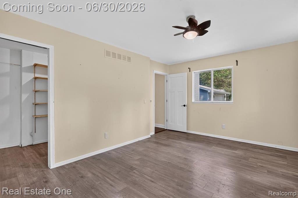 904 N Park Street, Highland, MI 48356 — Photo 37