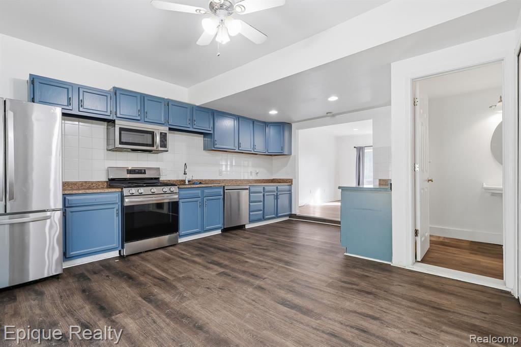 76 W Coy Avenue, Hazel Park, MI 48030 — Photo 10